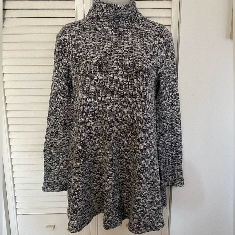 Cozy Black and Gray Knit Sweater